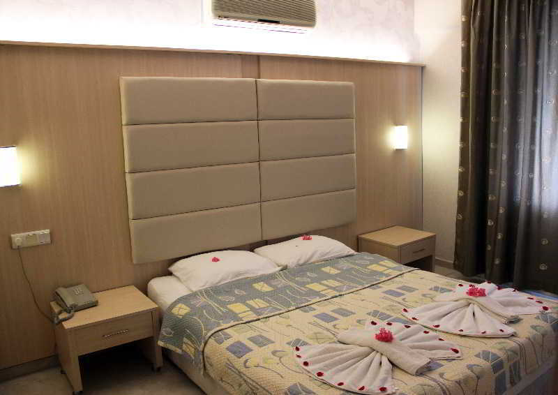 Ozcan Beach Hotel Turunc Εξωτερικό φωτογραφία